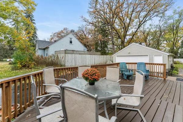 Blaine, MN 55434,8938 Van Buren ST NE