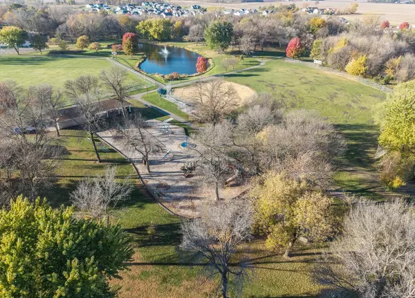 Eagle Lake, MN 56024,513 Linda DR