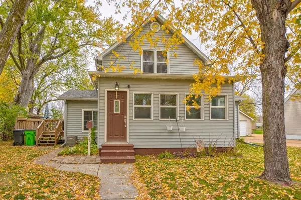 227 N 4th ST, New Richmond, WI 54017