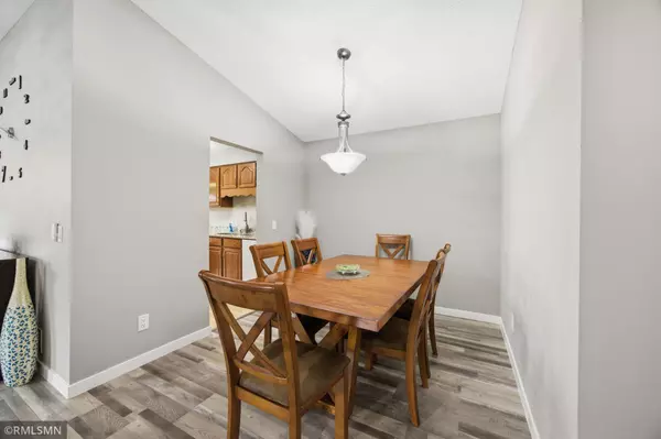 Oakdale, MN 55128,3598 Gershwin LN N