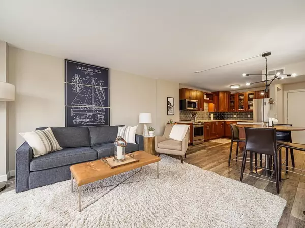 Minneapolis, MN 55403,1225 Lasalle AVE #1501