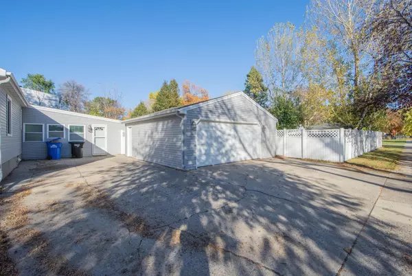 Fargo, ND 58103,1550 14 1/2 ST S