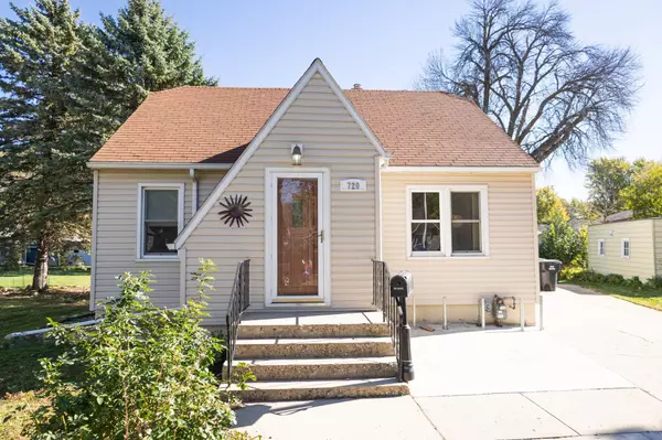 Worthington, MN 56187,720 Winifred ST