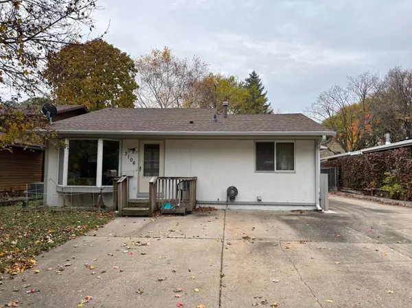 Minneapolis, MN 55406,3106 38th AVE S