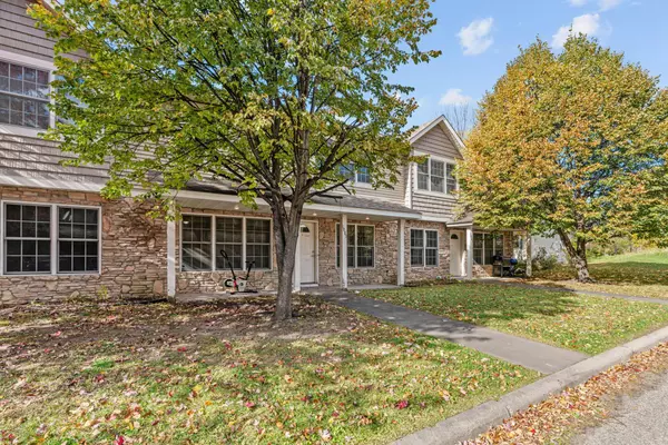 Saint Paul, MN 55119,1883 Garden WAY