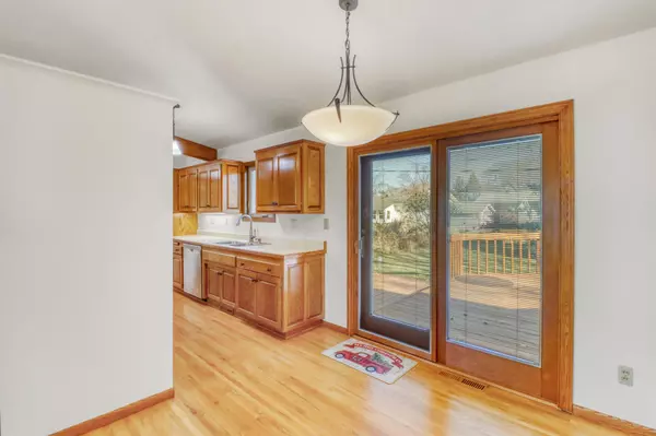 Moorhead, MN 56560,530 Cedar LN