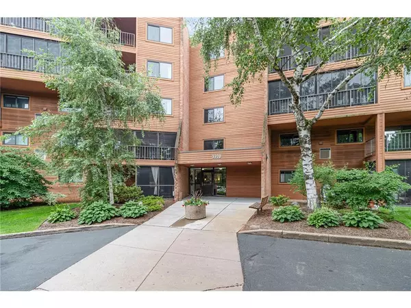 Saint Louis Park, MN 55426,3320 Louisiana AVE S #410