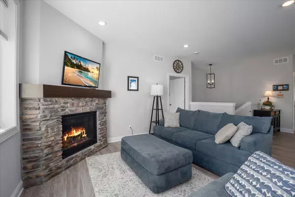 New Richmond, WI 54017,1310 Rose ST