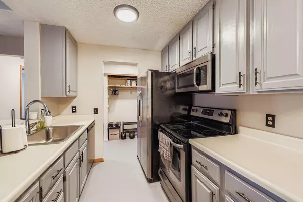 Shoreview, MN 55126,766 County Road F W #715