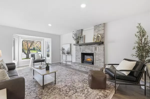 Woodbury, MN 55125,7144 Sherwood RD