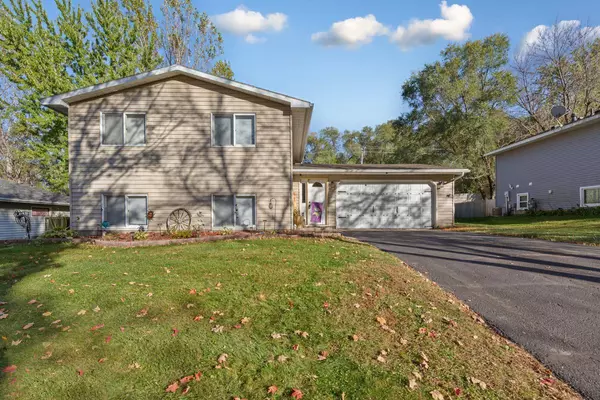 Faribault, MN 55021,1507 23rd AVE NW