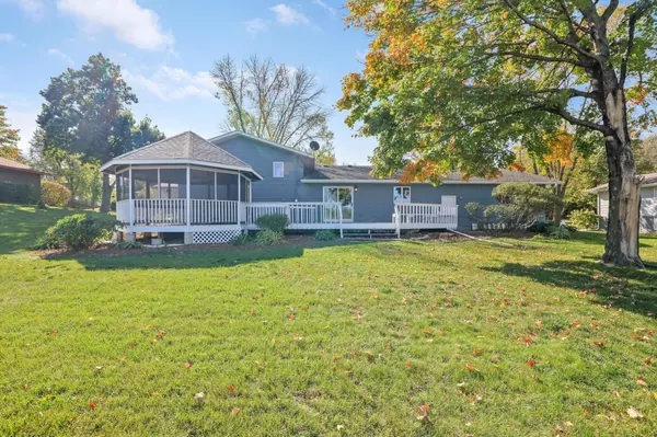 Montgomery, MN 56069,105 N Circle DR