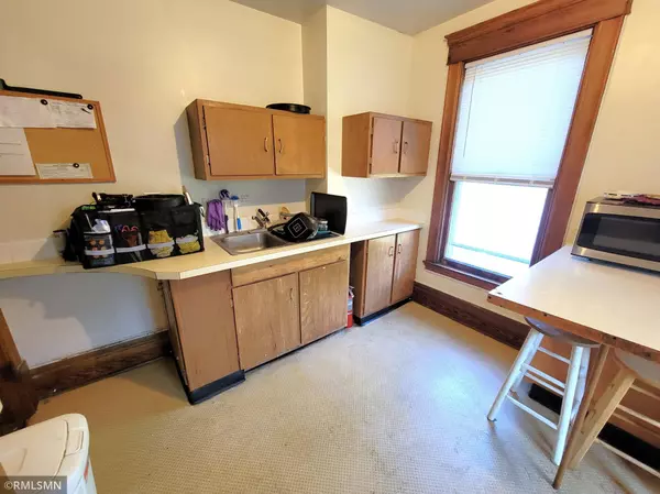 River Falls Twp, WI 54022,126 1/2 S 4th ST ##203