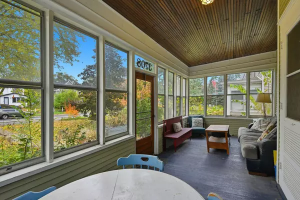 Minneapolis, MN 55409,3708 Blaisdell AVE