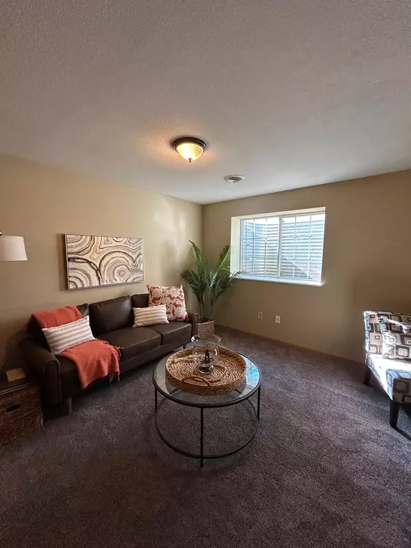 Saint Cloud, MN 56303,1013 3rd ST N