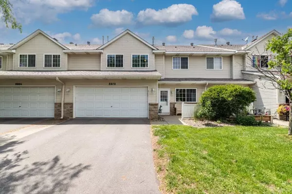 8870 92nd ST S, Cottage Grove, MN 55016