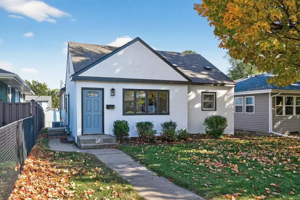 1205 8th AVE S, South Saint Paul, MN 55075