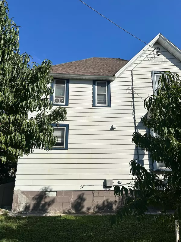 Albert Lea, MN 56007,821 Madison AVE