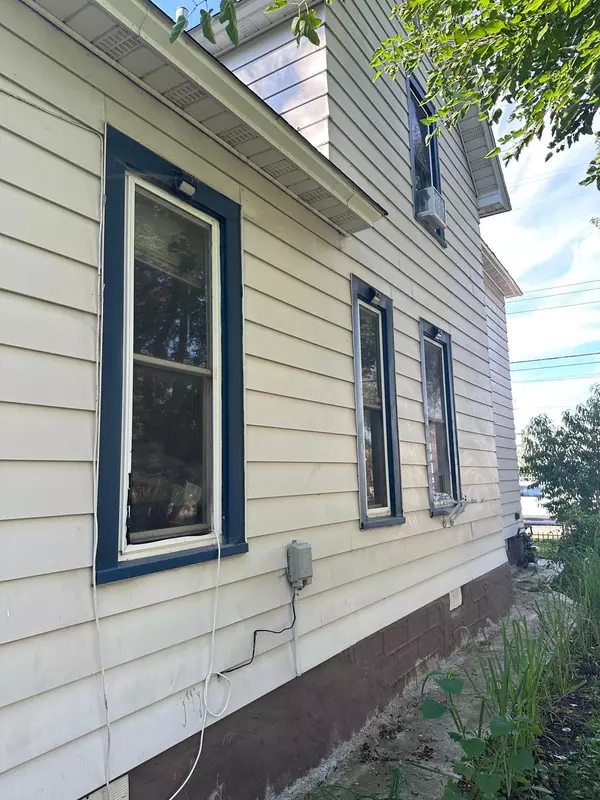 Albert Lea, MN 56007,821 Madison AVE