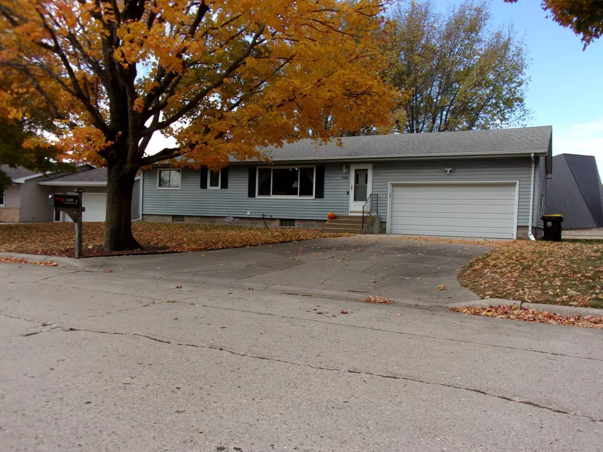 Fairmont, MN 56031,1128 Chestnut ST