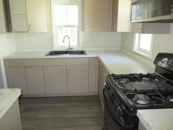 Saint Paul, MN 55119,2067 Nokomis AVE