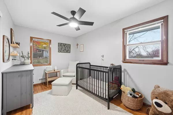 Cannon Falls, MN 55009,422 Mill ST E