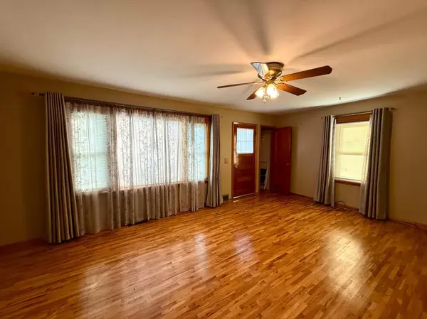 Little Falls, MN 56345,104 11th ST SW