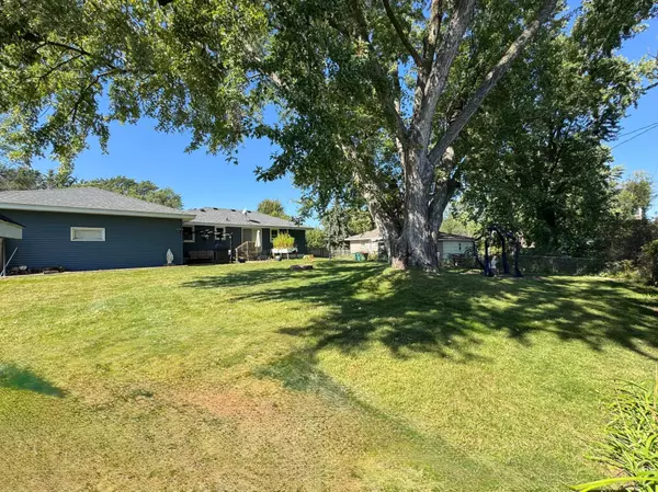 Coon Rapids, MN 55448,10943 Norway ST NW