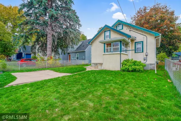 Minneapolis, MN 55412,3946 Russell AVE N