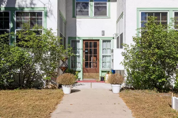 Saint Paul, MN 55104,1665 Dayton AVE