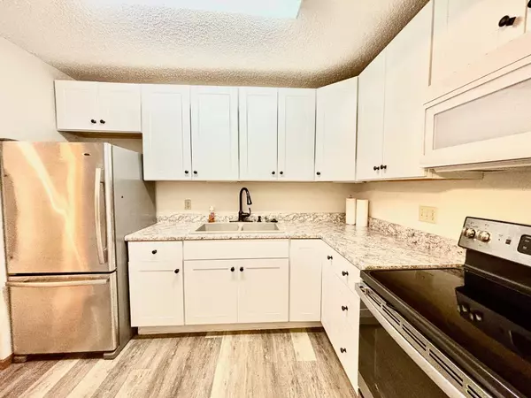 Alexandria, MN 56308,1415 Lake ST #122