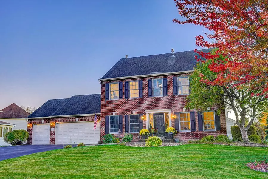 7853 Hill RD, Woodbury, MN 55125