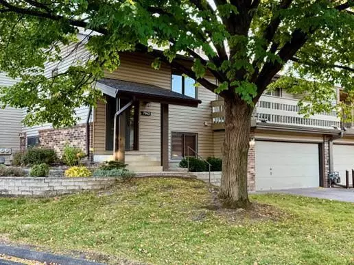 7062 W 113th ST #1, Bloomington, MN 55438