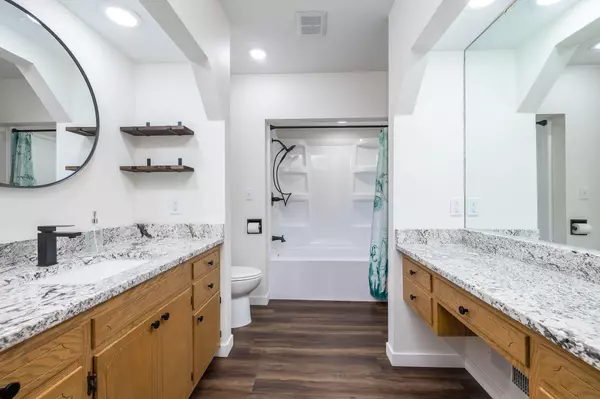 Ham Lake, MN 55304,2708 171st LN NE