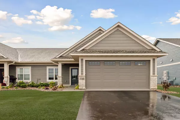987 Turner LN, New Richmond, WI 54017