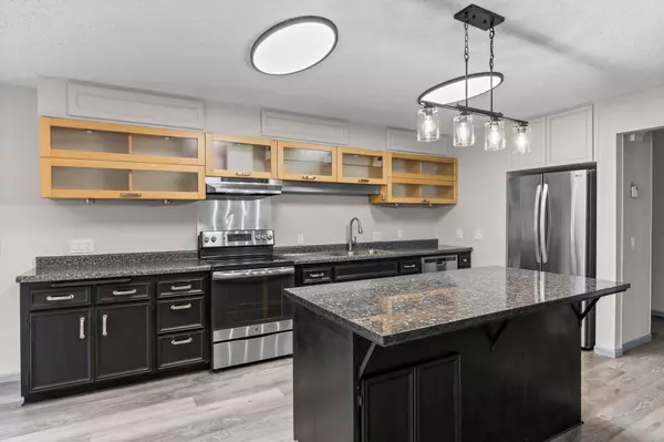 Eagan, MN 55123,1227 Flicker CIR