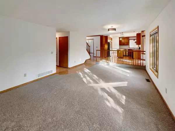 Plymouth, MN 55446,14835 39th AVE N