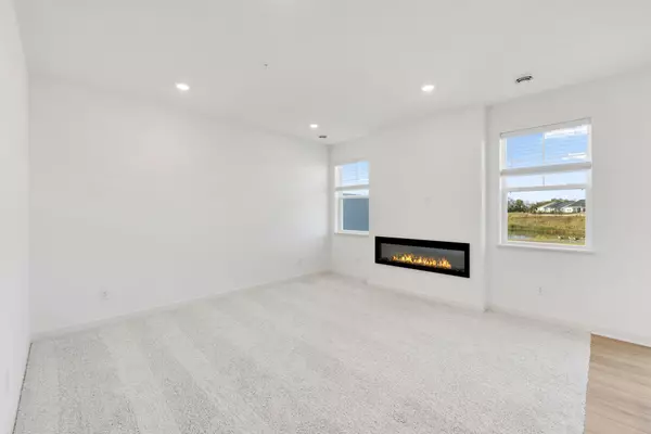 Maple Grove, MN 55369,10511 Harbor LN N