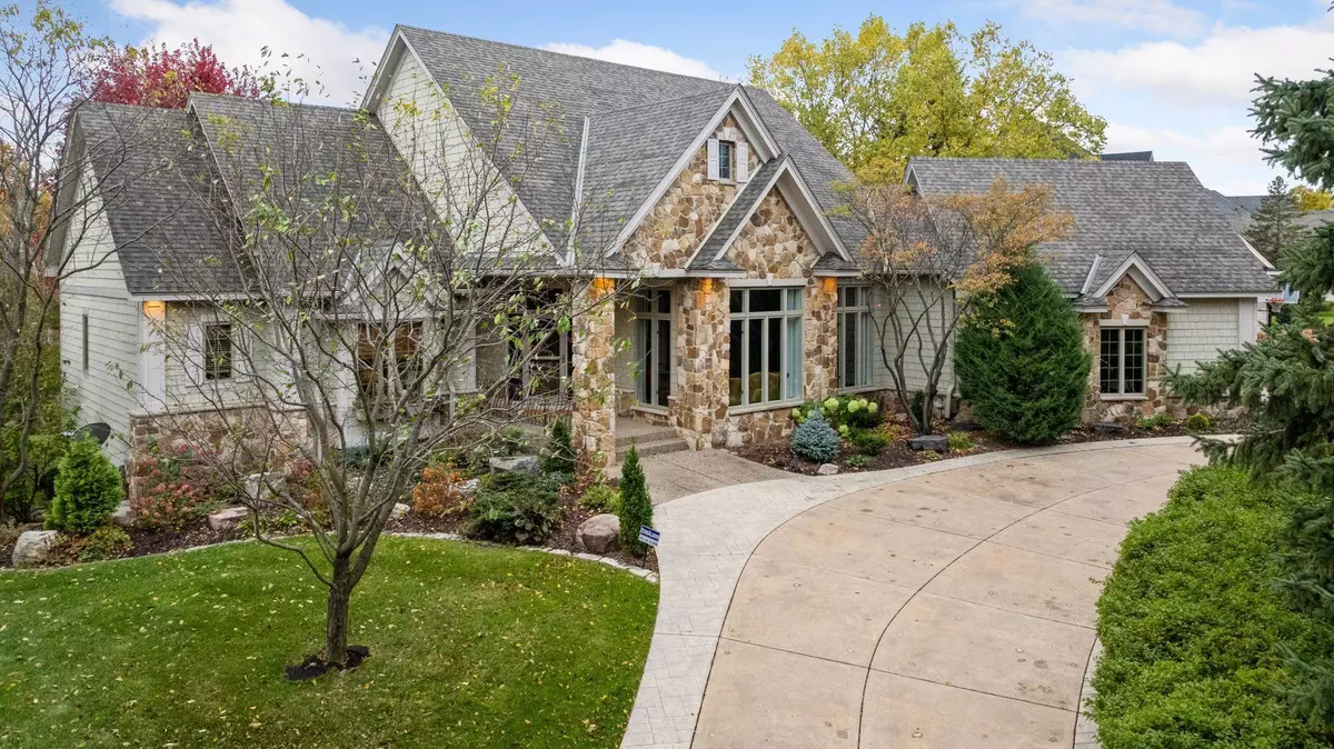 Eden Prairie, MN 55347,18709 Melrose