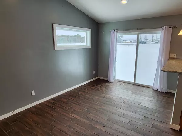 Isanti, MN 55040,1109 8th AVE