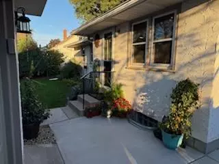 South Saint Paul, MN 55075,209 Macarthur ST W