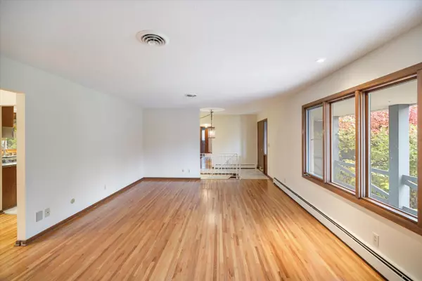 Burnsville, MN 55337,3017 McLeod ST