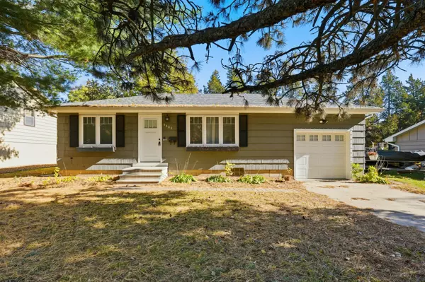 9605 10th AVE S, Bloomington, MN 55420