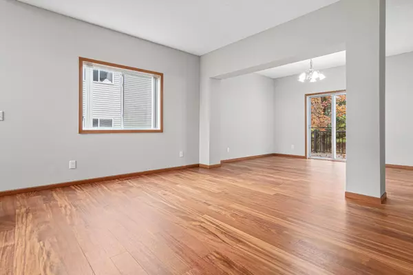 Woodbury, MN 55125,2902 Magnolia DR