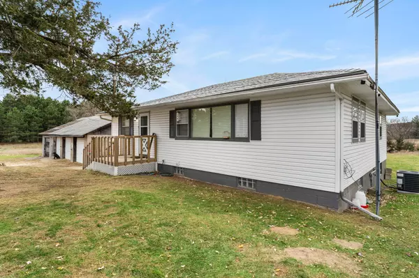 Cambridge, MN 55008,32536 Jackson RD NE