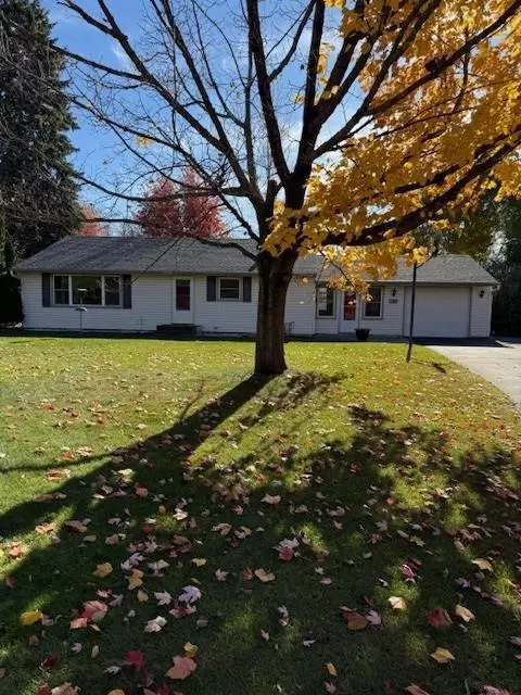 501 6th ST NW, Elk River, MN 55330