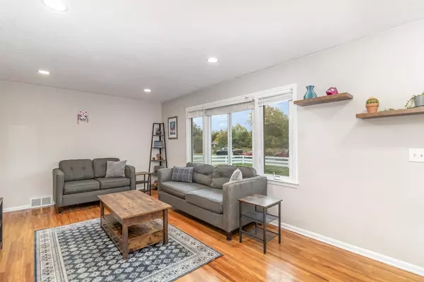 Bloomington, MN 55420,9724 Park AVE S