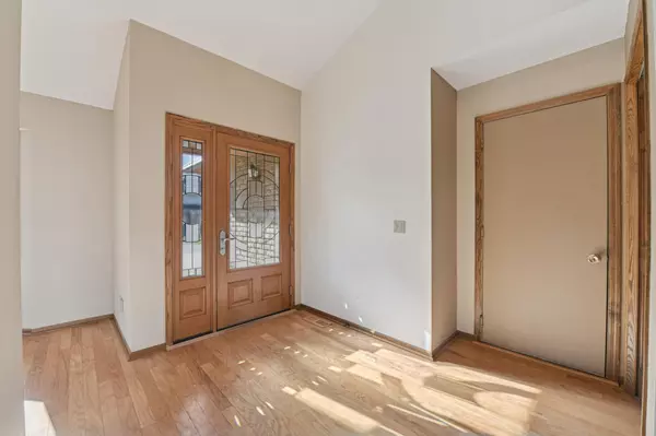 Minnetonka, MN 55345,15700 La Bon TER