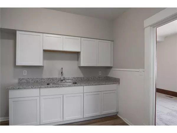 Saint Paul, MN 55107,188 Wyoming Street E