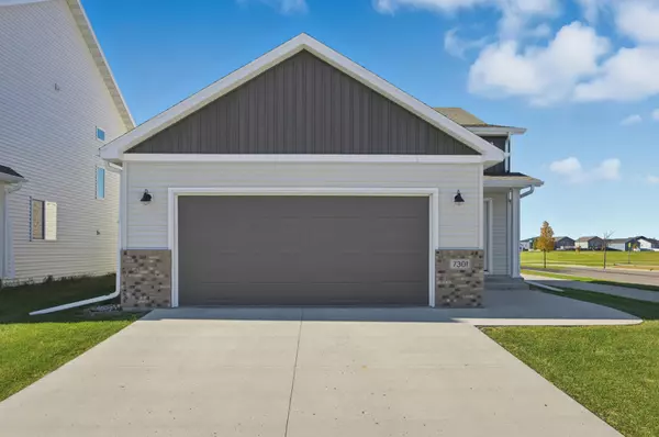 Fargo, ND 58104,7301 Aquiline DR S